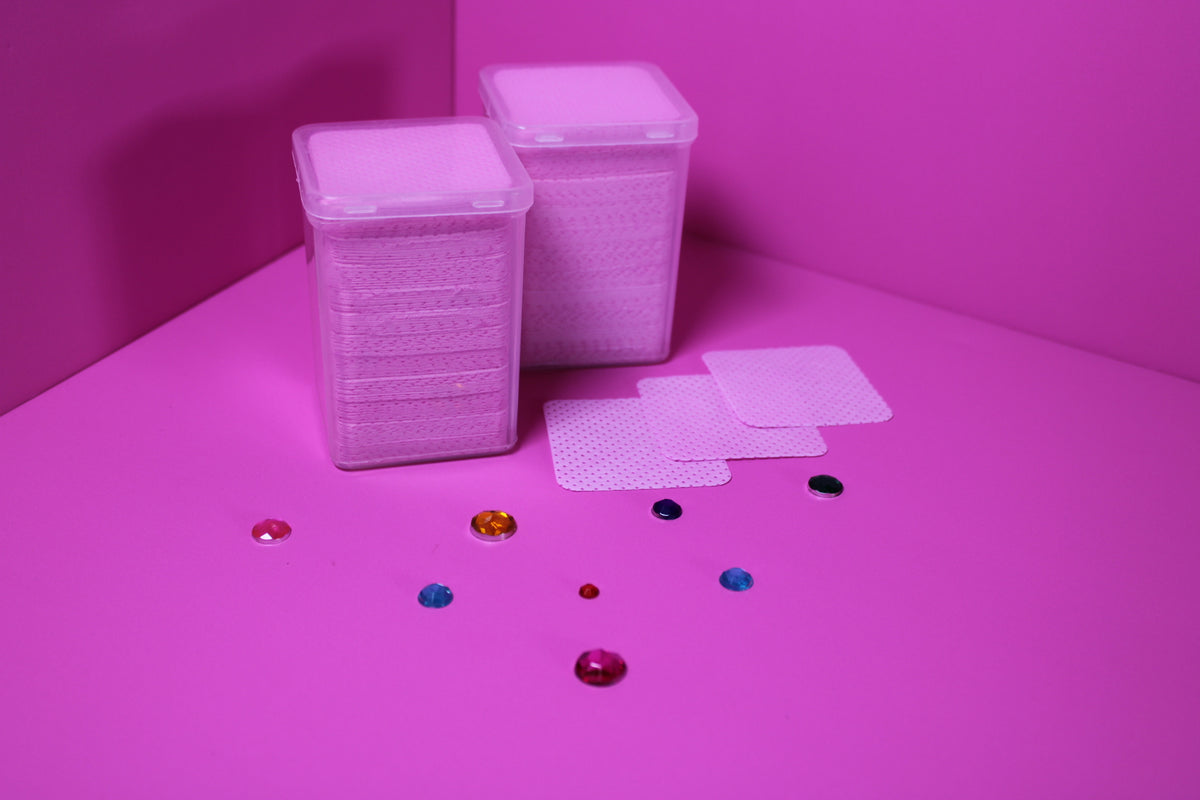 Glue cleaning cloth
