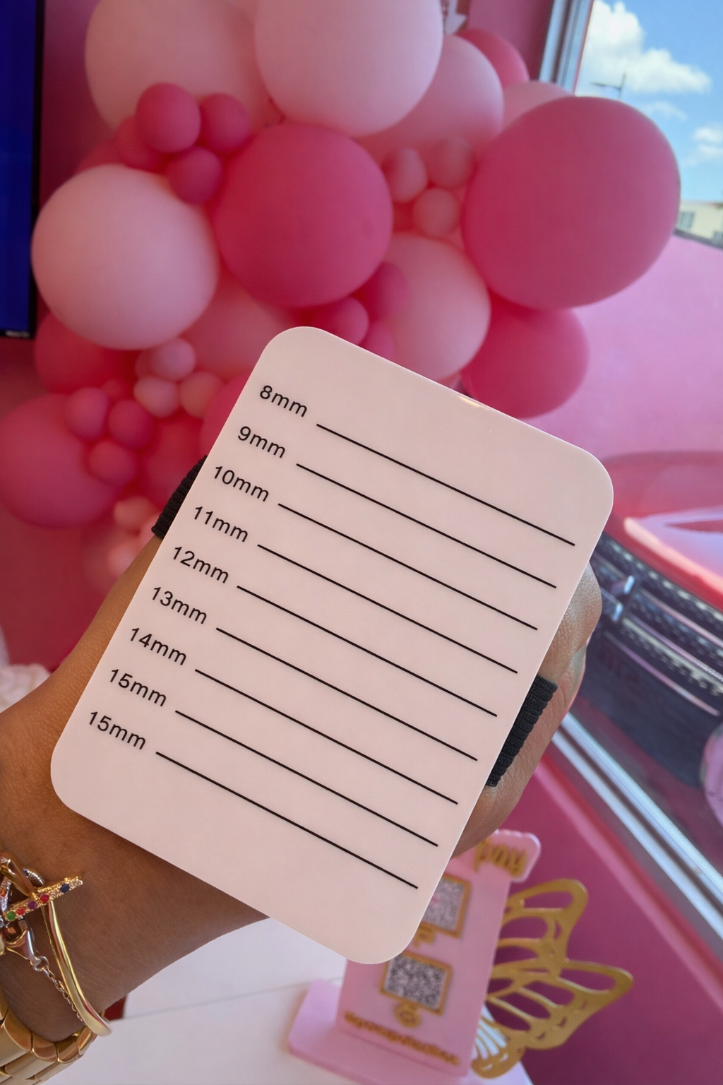 EYELASH BOARD